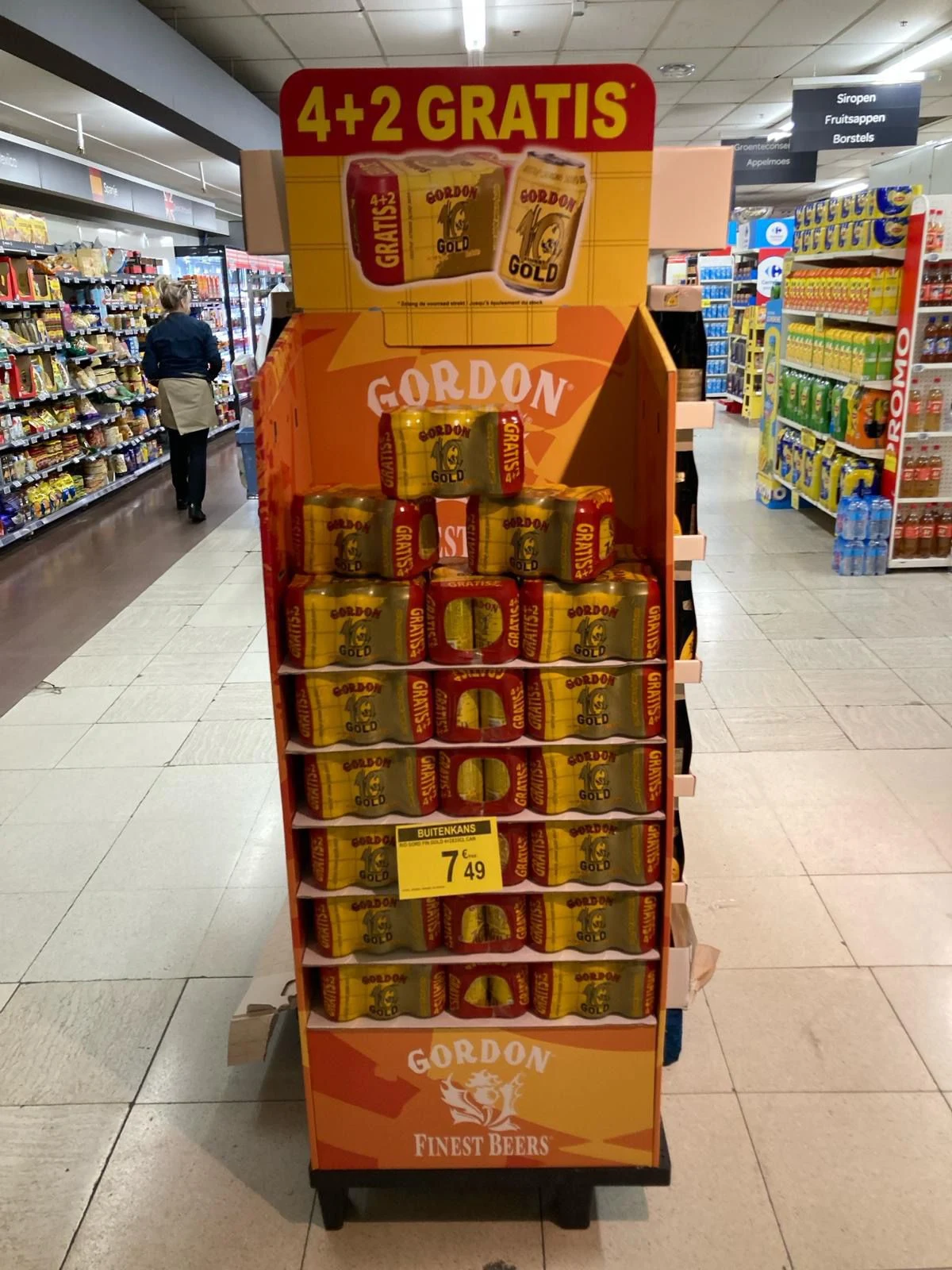 Gordon Gold — Promotional display — 4 + 2 offer