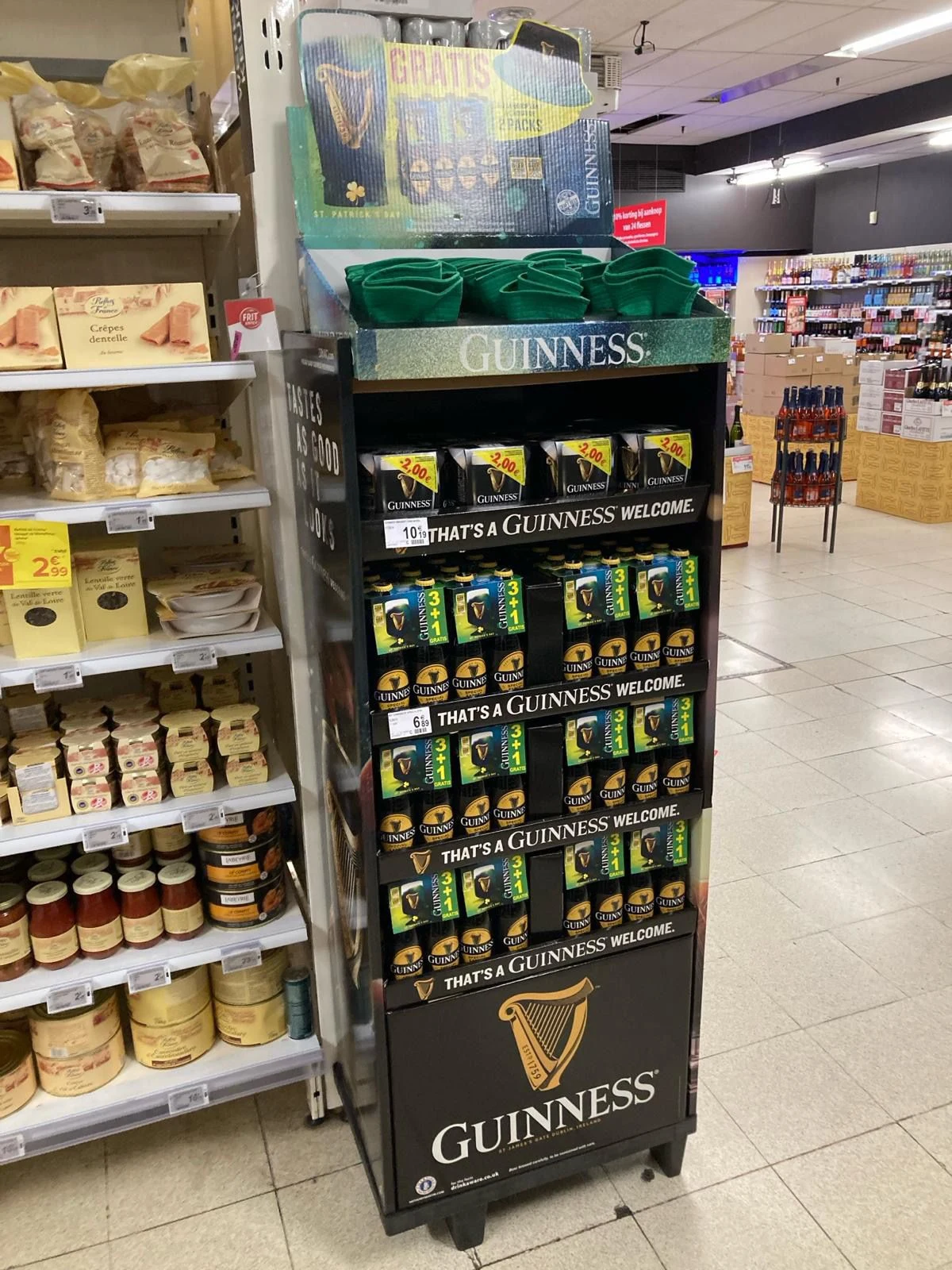 Guinness — Floor display in store